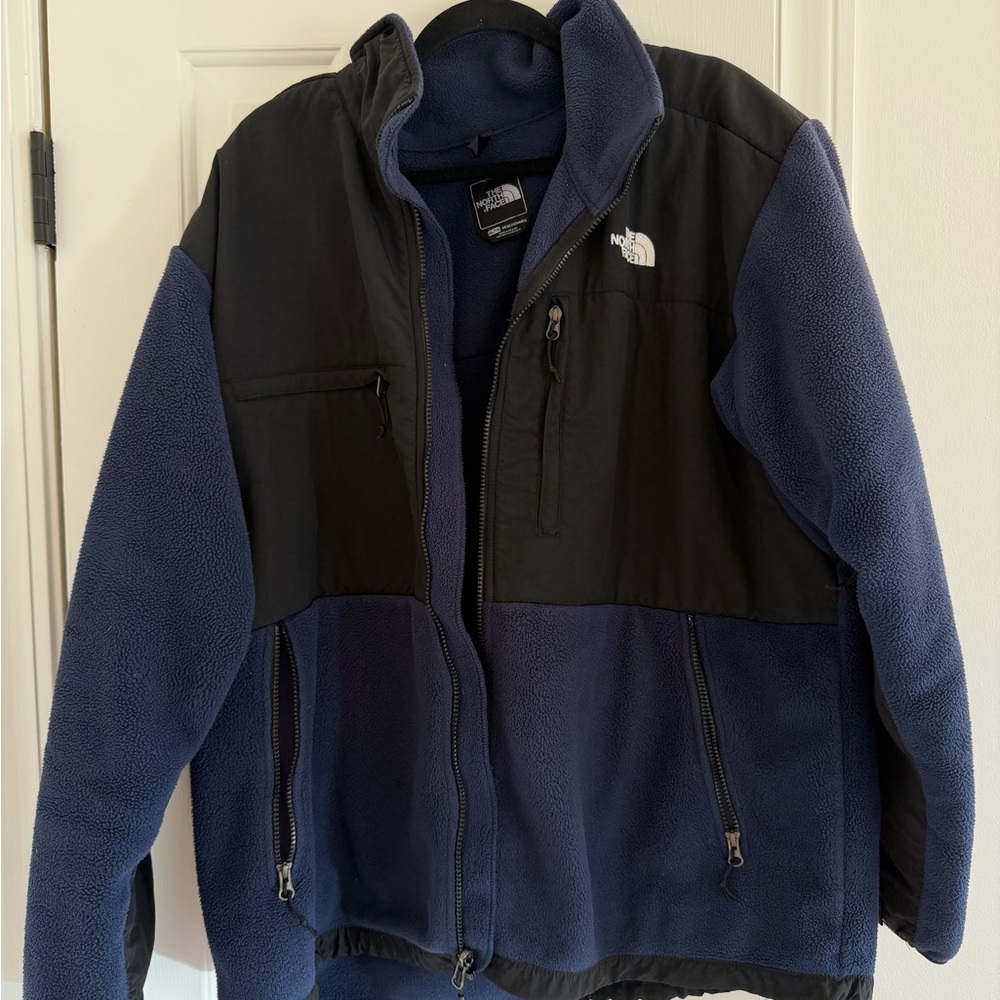 The North Face Men's Black and Navy Performance Jacket
